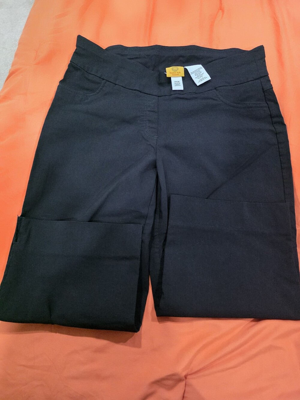 Ruby Rd. Black Pull-On Cropped Pants
